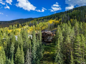 Valley Views, Hot Tub and Parking Included